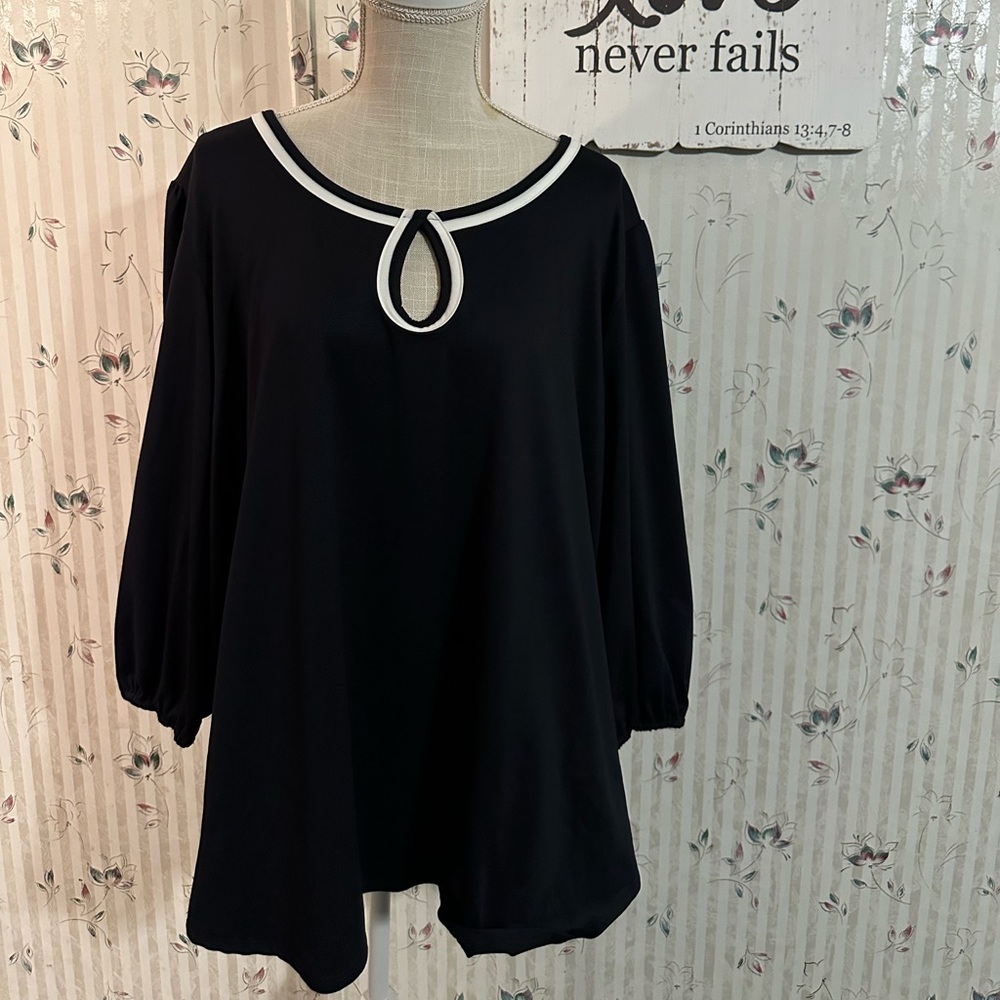 Ruby Rd. Black & White Top 3X